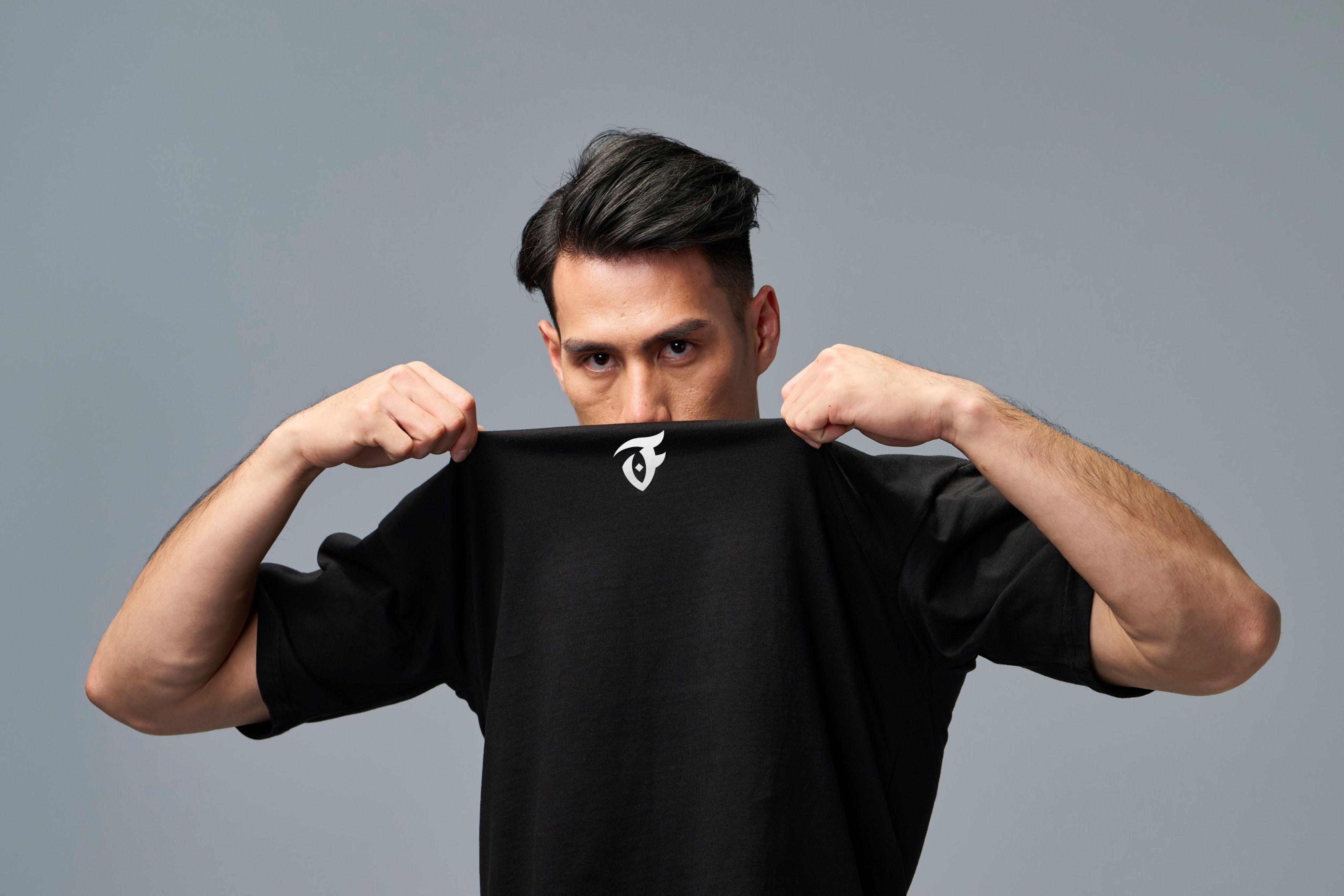 <p>楊俊瀚實穿拍攝</p><p>實穿尺寸:L</p>