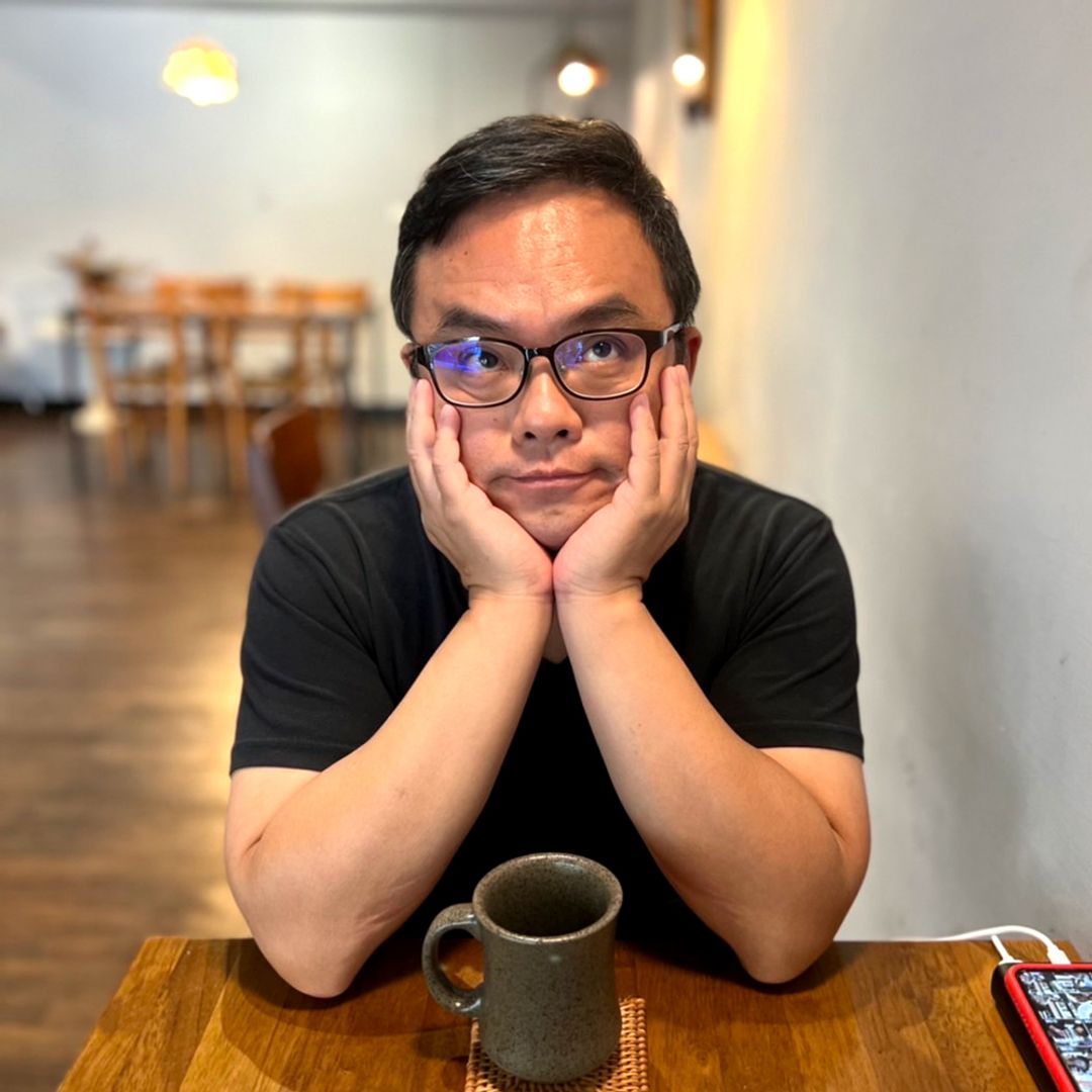 <p>十五年以上社群電商講師經驗、十年以上廣告相關行業經驗、以及十年以上金融投顧行銷經歷。</p><p>擅長表達力、個人品牌、行銷力,將行銷趨勢、文案創意以及工作提案融合口語表達,運用系統化及互動的教學方式,引導至實際情境運用,數百場活動主持及授課經驗。</p><p><br></p><p><strong>高言值表達力教練|竺宥璋</strong></p><ul><li>社群電商創業輔導</li><li>TEDxNeihu指定表達力導師</li><li>10年以上廣告文案與10年以上金融業行銷經驗</li><li>兆禾廣告公司創意總監</li><li>富蘭克林投顧數位發展行銷部經理</li><li>匯豐中華投信電子商務部經理</li><li>華頓投信行銷企劃部資深經理</li><li>演講、主持及授課超過千場</li><li>著作《團購先生的創業手記》</li></ul>