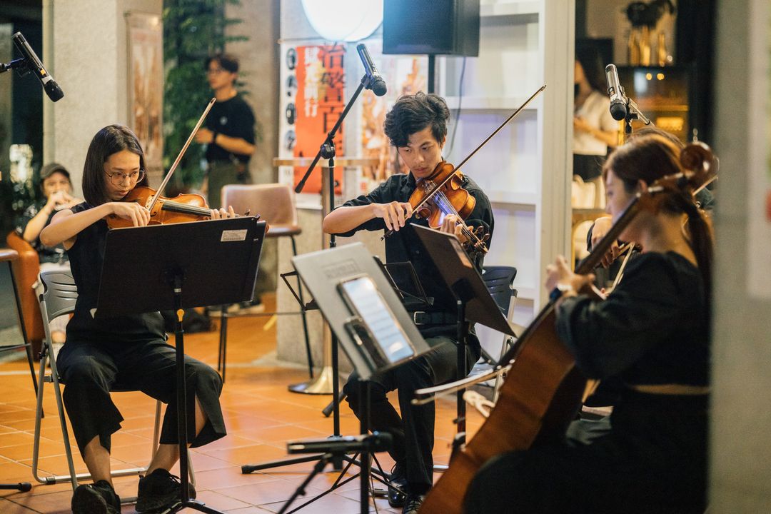 <p><strong>MiT即時享樂室內樂團</strong></p>