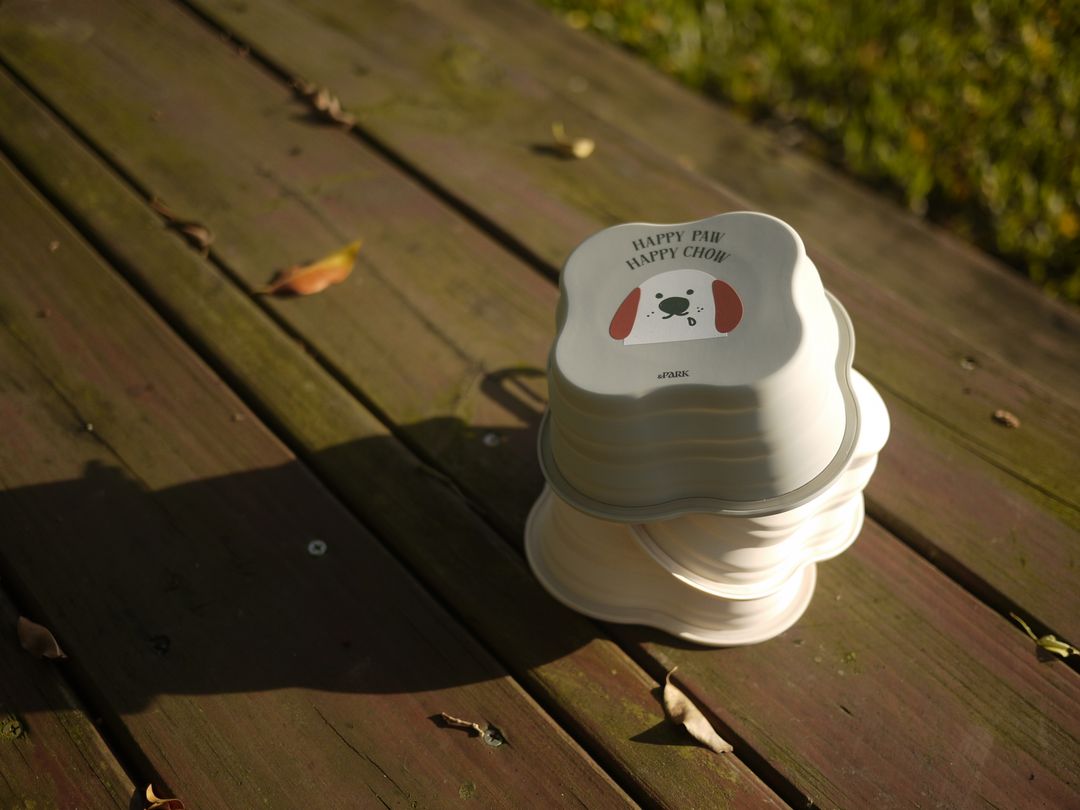 <p class="ql-align-center"><strong style="background-color: transparent;">可摺疊／</strong><strong>輕便耐用／多用途／易於清潔／環保材質</strong></p><p class="ql-align-center"><strong style="background-color: transparent;">日常散步／戶外活動／旅行 想怎麼用就怎麼用 </strong></p><p class="ql-align-center"><br></p><p class="ql-align-center"><br></p><p class="ql-align-center"><strong>一起照顧狗狗的吃飯計畫吧！！</strong></p>