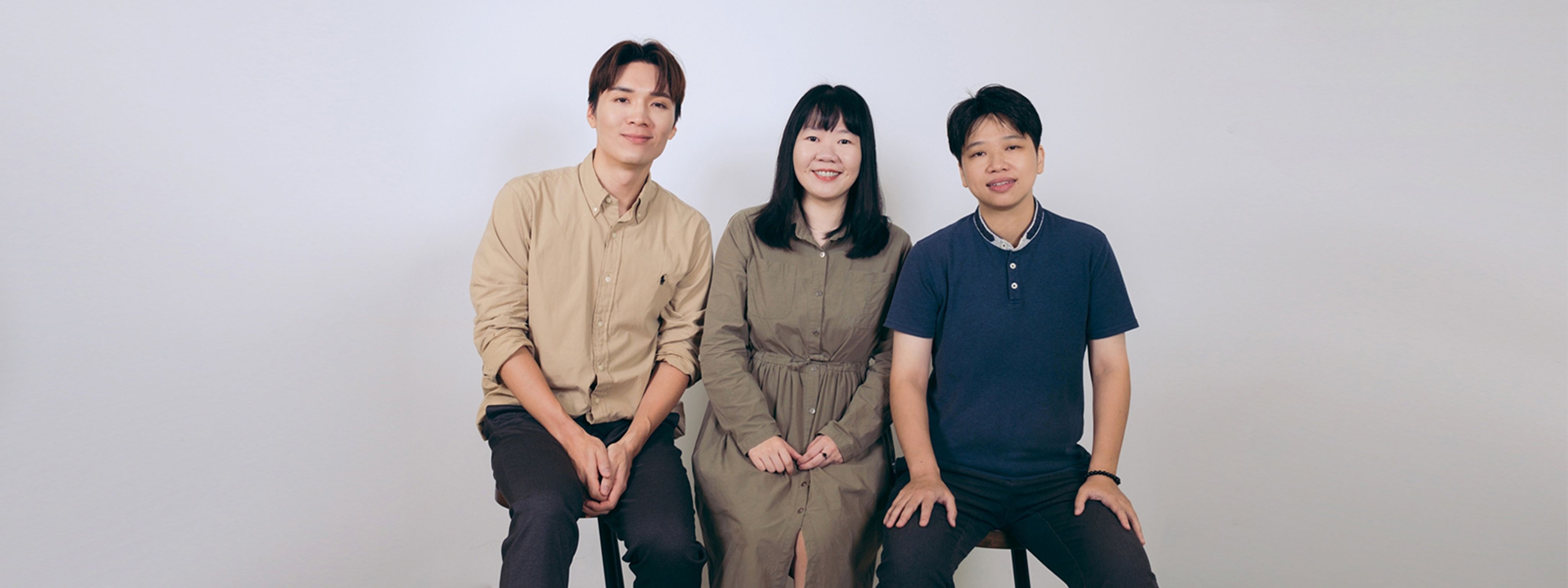 <p>由<strong>米鹿、一千、小蔡</strong>於2022年成立。位於台北市捷運市政府站和大安區金山南路二段。期盼成為都市探索自我的社交俱樂部。不定期有各類講座、工作坊。種類結合品酒、薰香課程、靈性探索與身心靈工作坊，讓你在這遇見各式各樣的宇宙夥伴，歡迎加入。至今舉辦過30餘場身心靈聚會。</p><p><br></p><p><strong>​​米鹿：</strong><a href="https://www.youtube.com/channel/UCY7xI5GYFYWe8R8knWmHhbg" rel="noopener noreferrer" target="_blank">知名YouTuber與身心靈話題主持人</a>，探索起點始於自我與感情，卻在各種的影片與訪談中漸漸發現身心靈與靈魂的樣貌，希望和觀眾分享從麻瓜到漸漸不麻瓜的身心靈的探索之路。</p><p><br></p><p><strong>一千：</strong>修行始於雙生火焰旅程後，走上使命的道路。以薩滿的身分，看見靈魂百態，終歸回到大地，體驗草藥的奇妙後，想分享給也想慢活的你。</p><p><br></p><p><strong>小蔡：</strong>左手寫CODE右手畫符，大腦去到宇宙的玩家。《宇宙聊天室PODCAST》經營人、《第三空間一靈性生活實驗室》創辦人、從動物溝通師到軟體工程師，是最具衝突的存在</p><p><br></p><p>三人相遇於2022年，經歷過一段有苦難言的激盪後，決定手牽手讓這個世界變得更有趣，所以成立了瘋狂卻又有著眾多可能性的宇宙俱樂部。</p><p><br></p><p>宇宙俱樂部相關連結：</p><p><a href="https://www.instagram.com/universeclub.tw/" rel="noopener noreferrer" target="_blank">宇宙俱樂部官方IG</a></p><p><a href="東門療癒實驗所：登月計劃IG" rel="noopener noreferrer" target="_blank">東門療癒實驗所：登月計劃IG</a></p><p><a href="https://www.youtube.com/@deerdeermilu" rel="noopener noreferrer" target="_blank">米鹿YouTube</a></p>