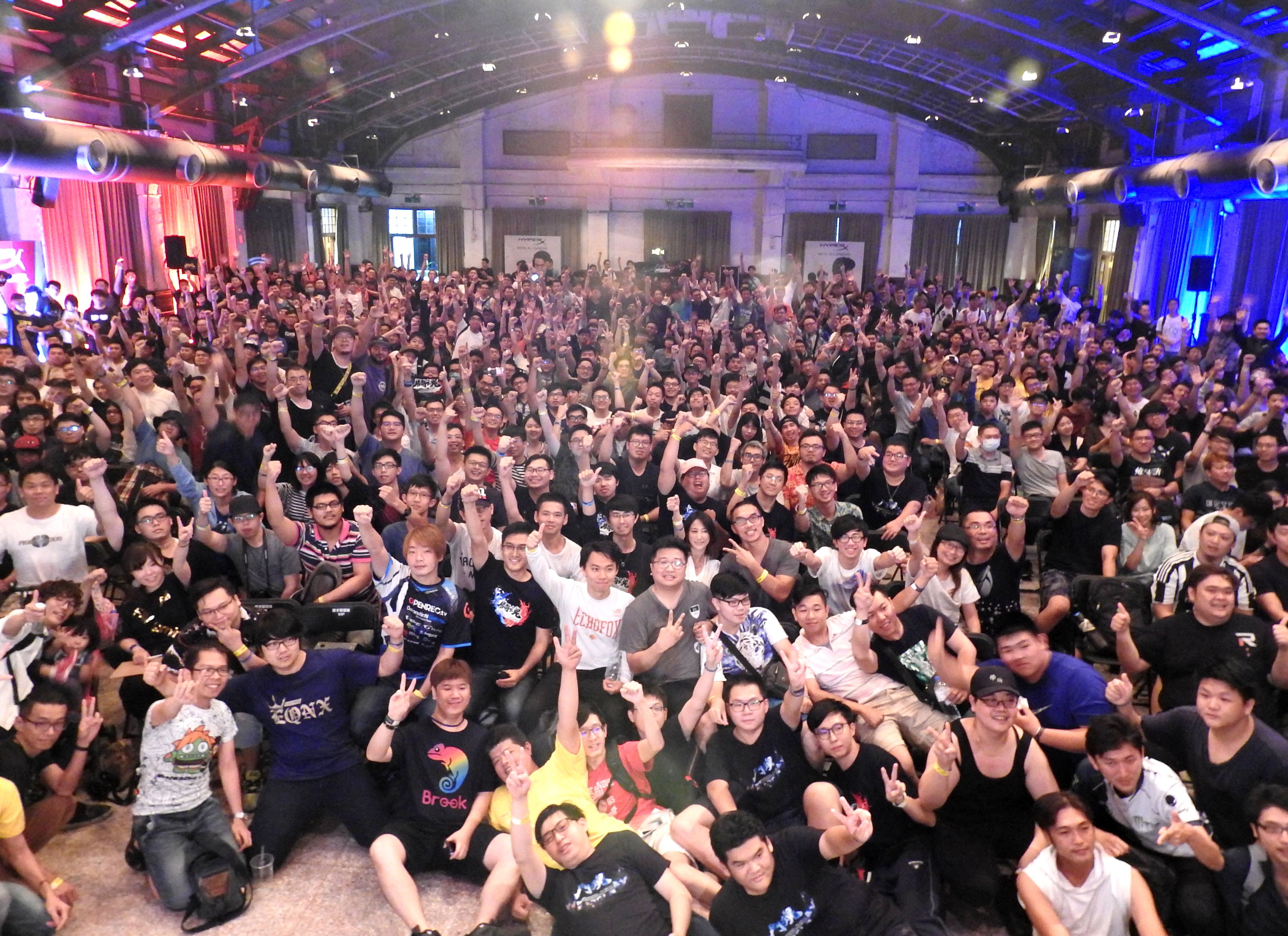 <h5 class="ql-align-center"><span style="background-color: transparent;">再次燃起你心中的鬪魂吧!</span></h5>