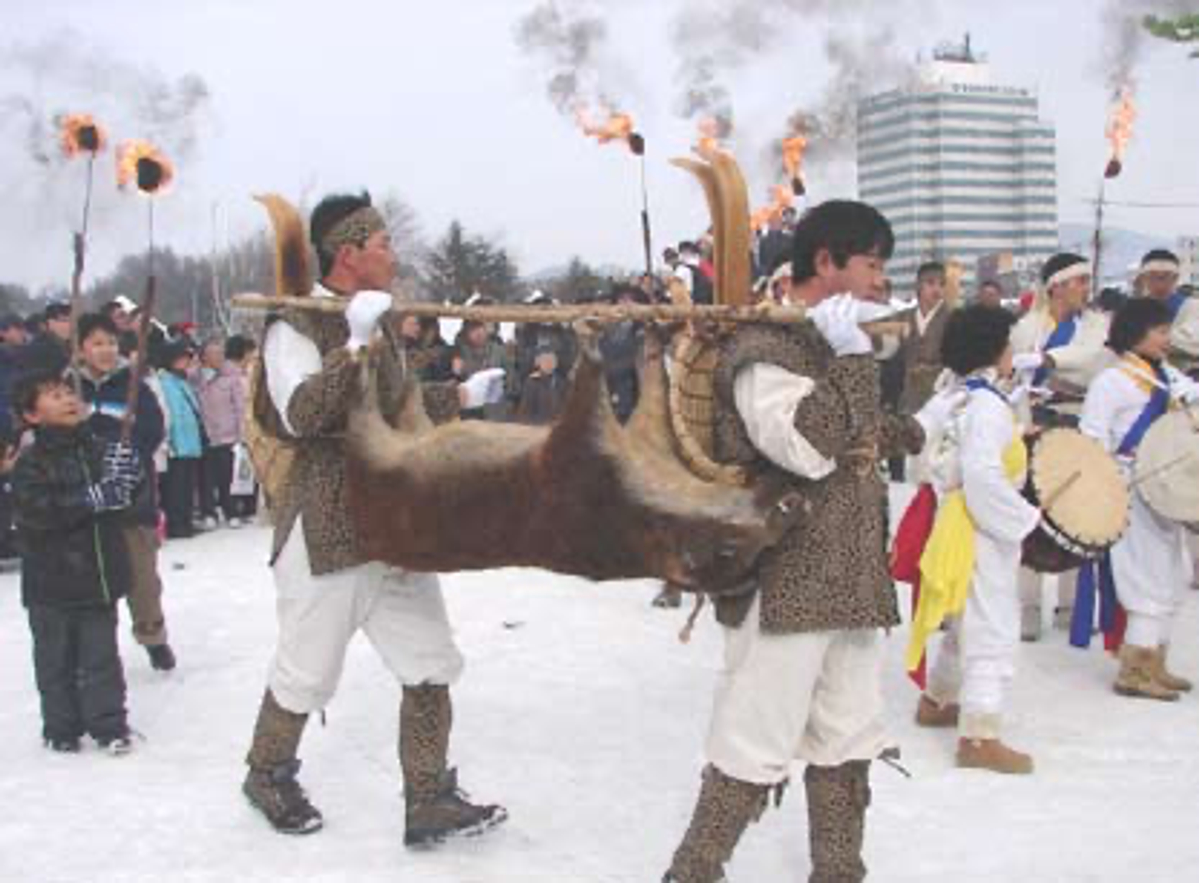 <p class="ql-align-center">韓國山間文化狩獵民俗研 討會。攝於2008.1.19。（謝世忠提供）</p>