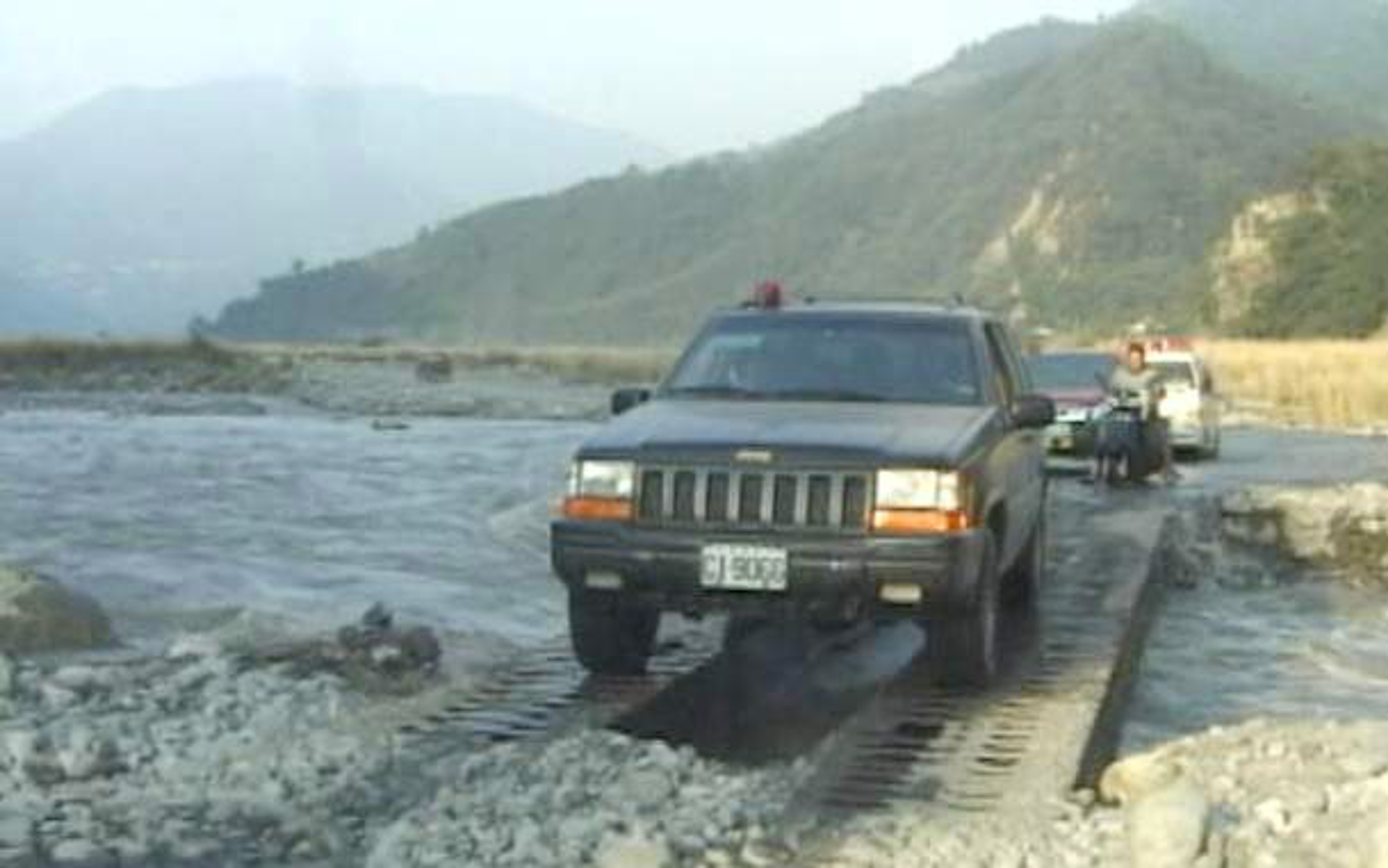 <p>《部落的高速公路》,比令 · 亞布 PILIN YAPU 1999 | 台灣TAIWAN | DV | COLOR</p>