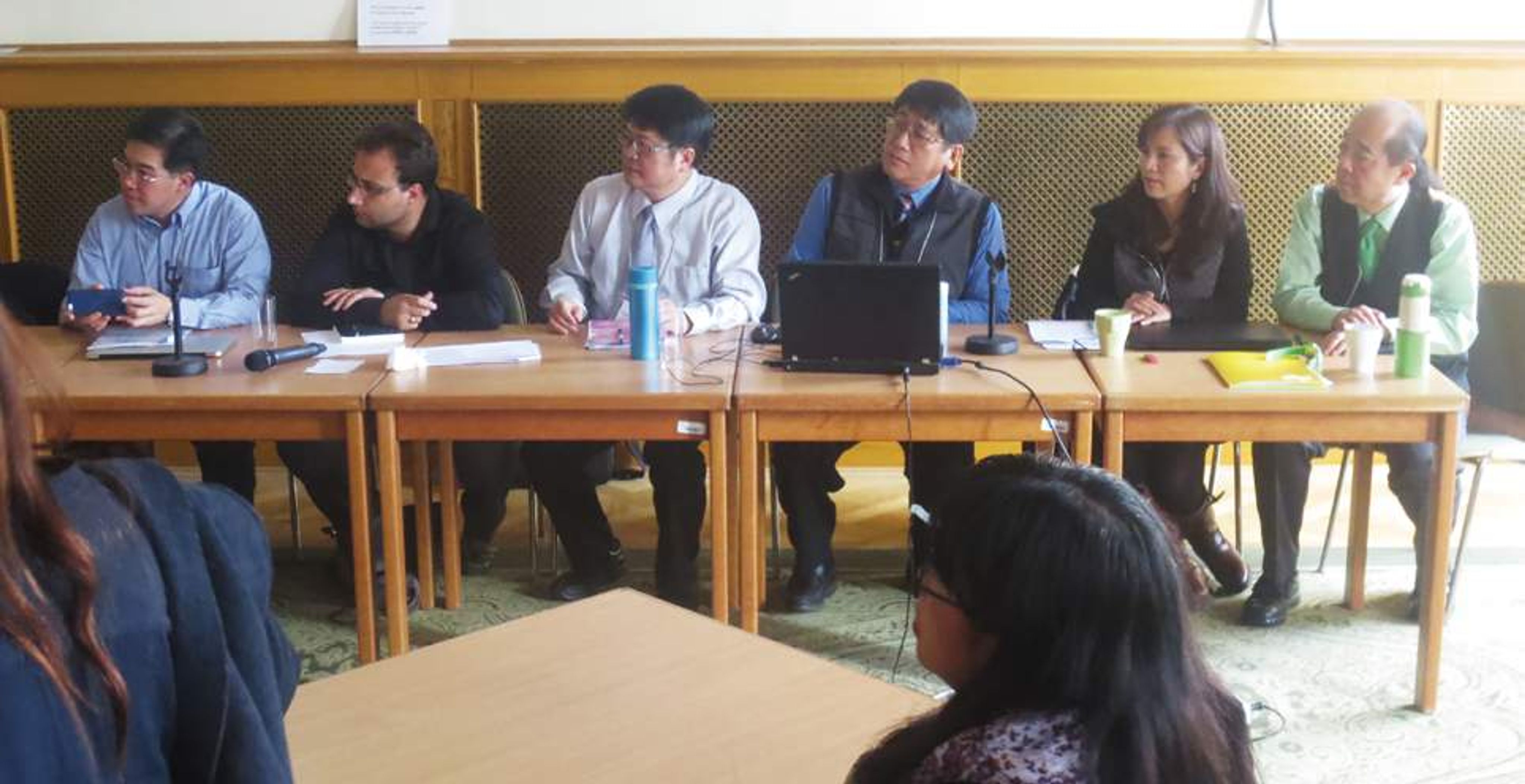 <p><span style="background-color: transparent;">2016 歐洲臺灣研究年會臺灣原住民族議題場次，發表人計有 6 位均來自臺灣。 </span></p><p><span style="background-color: transparent;">（2016 年 3 月 31 日於捷克國家研究院） </span></p>