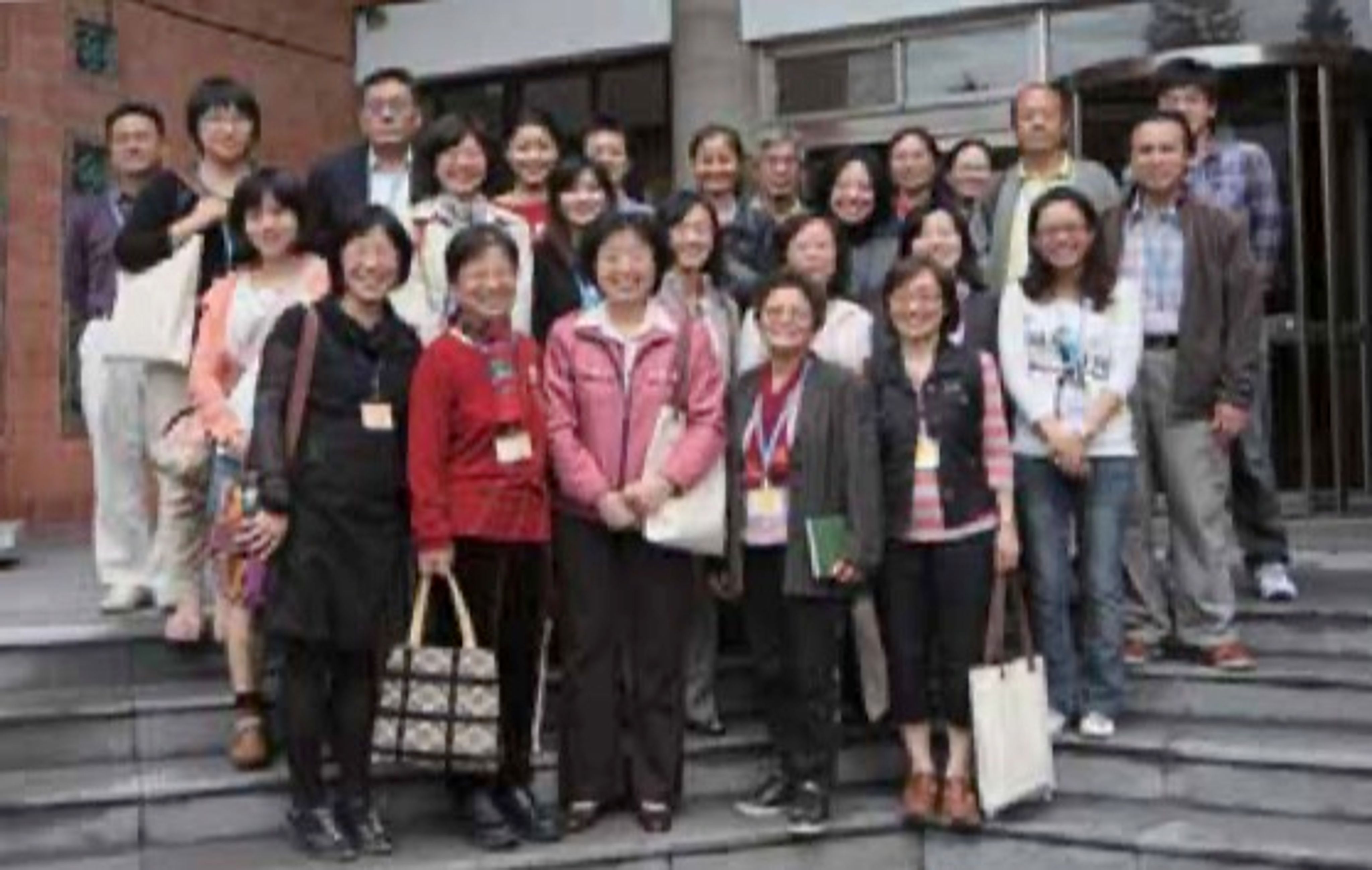 <p class="ql-align-center">性別與人類學知識研討會,2011年11月18-19日,於中央研究院民族學研究所。(張珣提供)</p>
