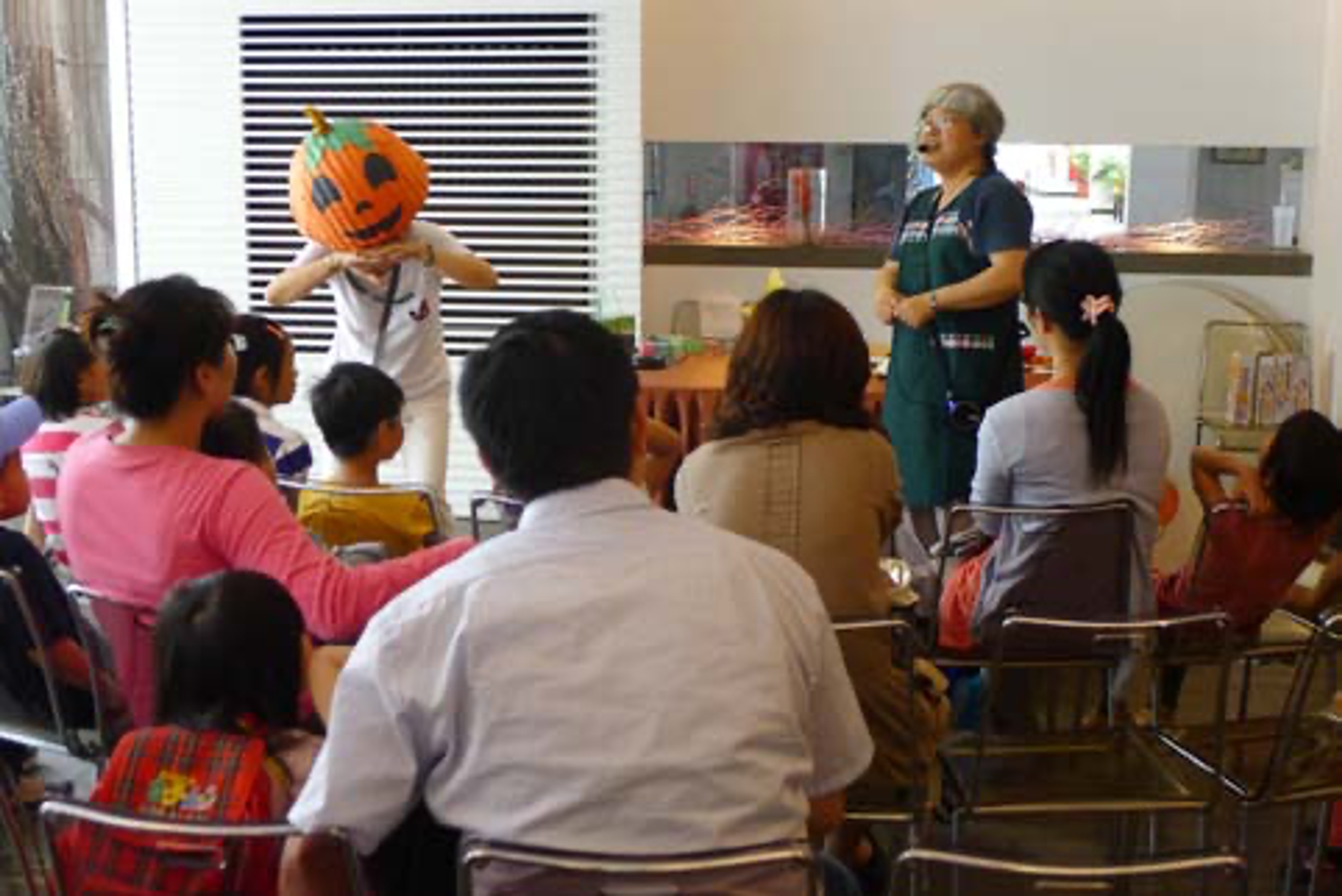 <p class="ql-align-center">農夫市集與主婦聯盟合辦綠食育Party,透過活潑生動的講座、共食活動和生態導覽,邀請民眾認識綠色飲食「吃當地、食當季」/主婦聯盟台中分會 提供</p>