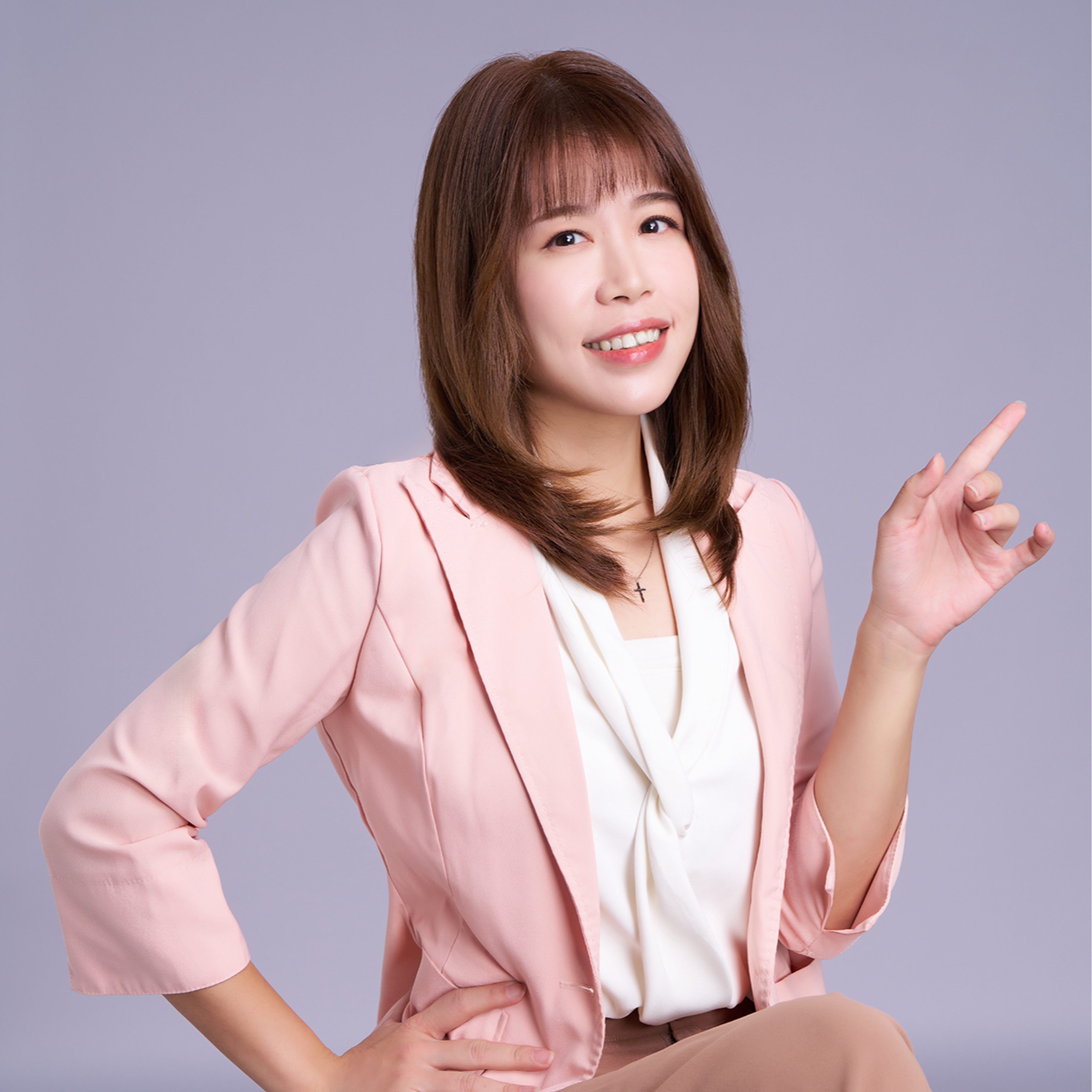 鍾曉雲 Monica