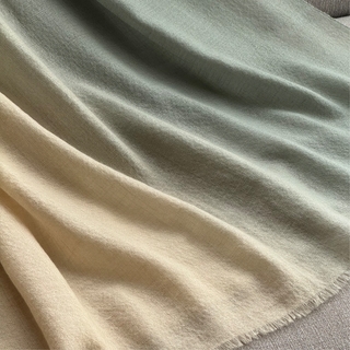 林間光影_手工純羊絨圍巾 (現貨)