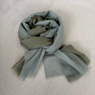 雨後森林_手工純羊絨圍巾 (現貨)