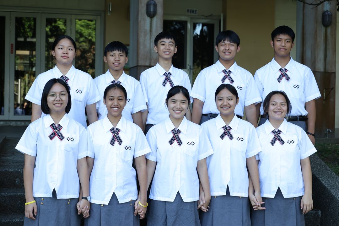 <p><strong>國中三年級</strong></p>