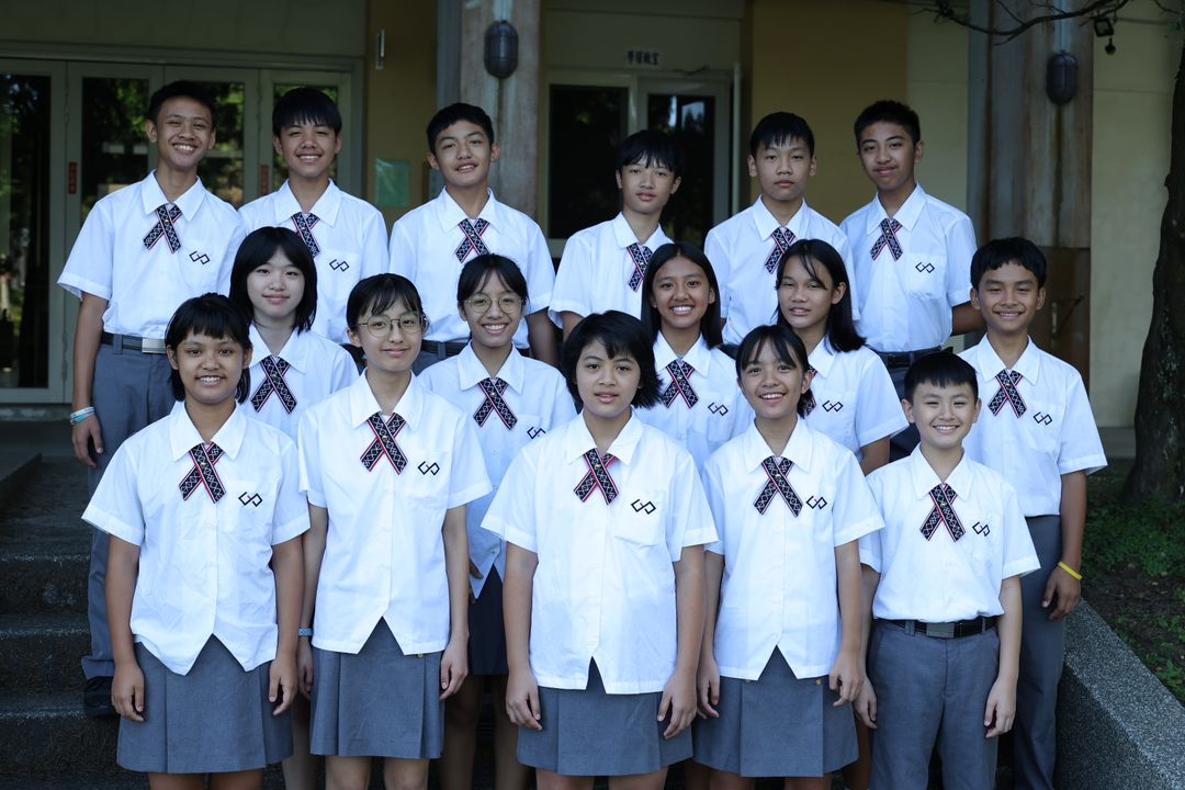 <p><strong>國中一年級</strong></p>